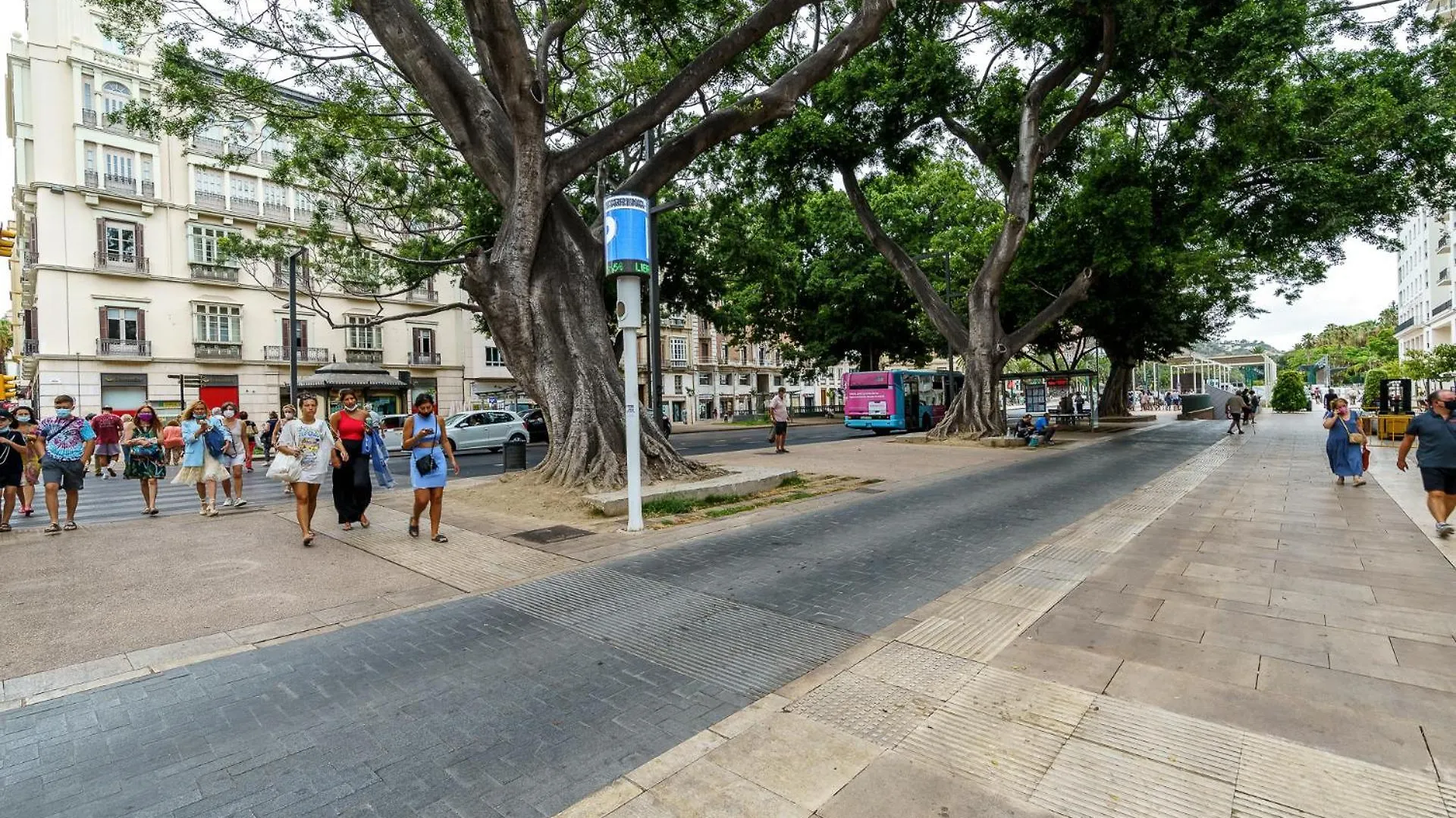 Malagasuite City Centre With Terrace